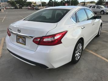 2016 Nissan Altima 2.5 NISSAN QUALITY !  FULL SIZE COMFORT ! - Photo 4 - Honolulu, HI 96818