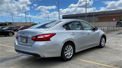 2016 Nissan Altima 2.5 S  FULL SIZE COMFORT ! - Photo 5 - Honolulu, HI 96818