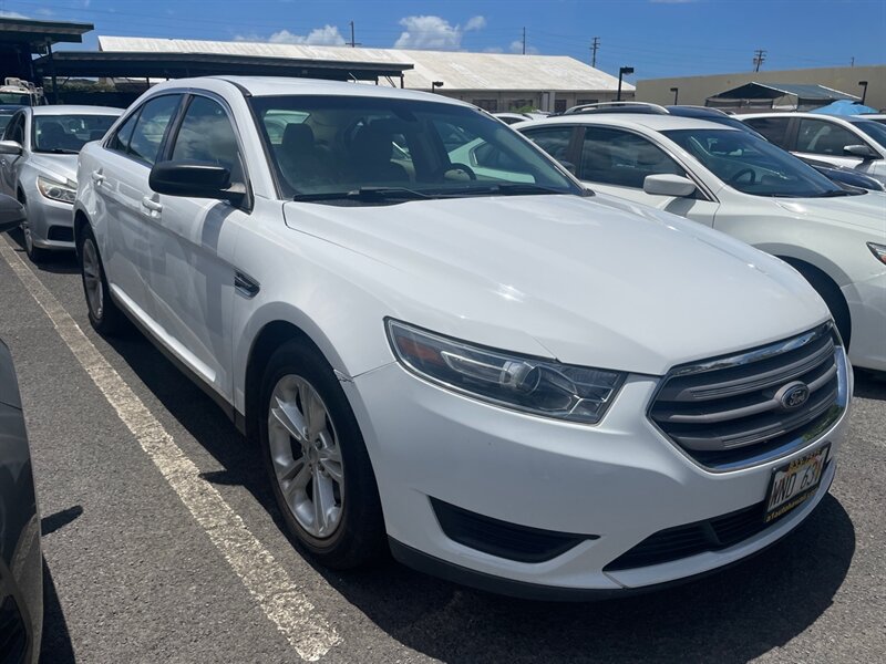 2018 Ford Taurus SE SE 4dr Sedan
