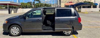 2019 Dodge Grand Caravan SE  7 PASSENGER  AFFORDABLE. LOW MILES! - Photo 3 - Honolulu, HI 96818