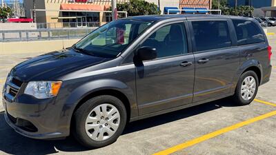 2019 Dodge Grand Caravan SE  7 PASSENGER  AFFORDABLE. LOW MILES! - Photo 1 - Honolulu, HI 96818