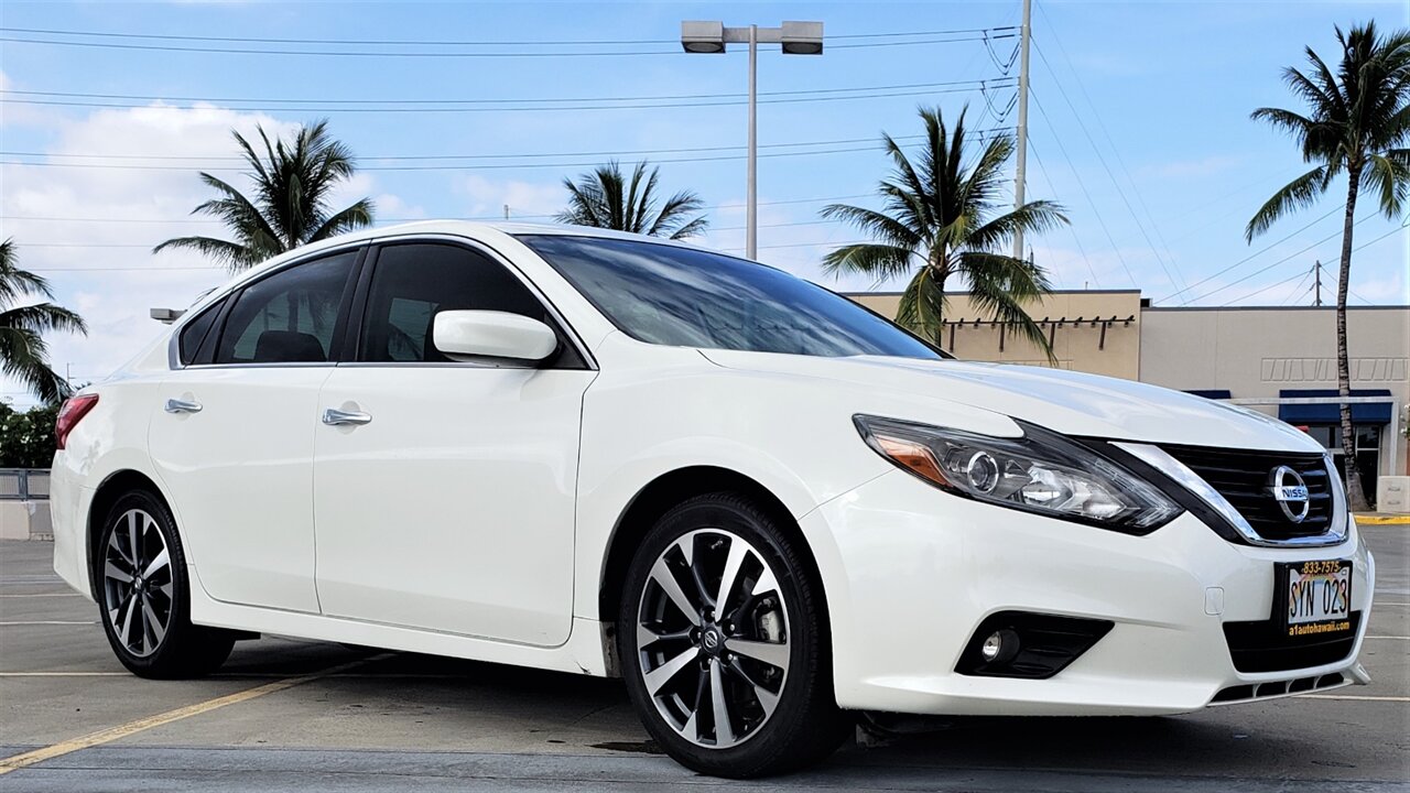 pearl white nissan altima 2016