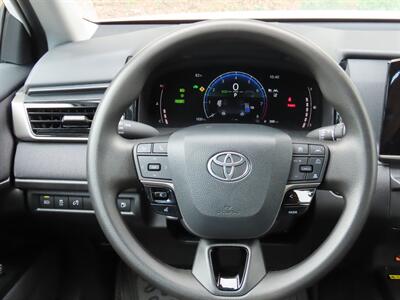 2025 Toyota Camry LE - Photo 13 - Honolulu, HI 96818
