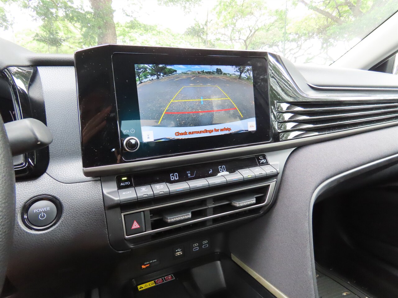 2025 Toyota Camry LE - Photo 16 - Honolulu, HI 96818