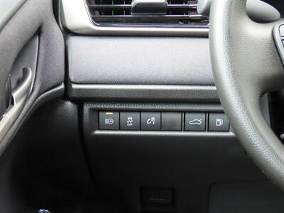 2025 Toyota Camry LE - Photo 12 - Honolulu, HI 96818
