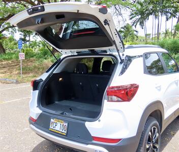 2023 Chevrolet Trailblazer LT  AWD - Photo 9 - Honolulu, HI 96818