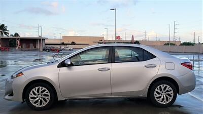 2018 Toyota Corolla LE  RELIABLE & AFFORDABLE GAS SAVER ! - Photo 2 - Honolulu, HI 96818