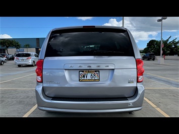 2016 Dodge Grand Caravan SXT  7 PASSENGER  AFFORDABLE. LOW MILES! - Photo 6 - Honolulu, HI 96818