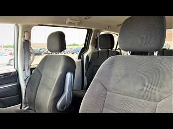 2016 Dodge Grand Caravan SXT  7 PASSENGER  AFFORDABLE. LOW MILES! - Photo 10 - Honolulu, HI 96818