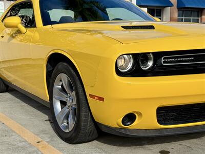 2017 Dodge Challenger SXT FULL SIZE COMFORT ! VERY RARE! - Photo 2 - Honolulu, HI 96818