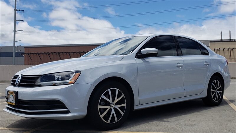 2017 Volkswagen Jetta 1.4T SE GERMAN PRECISION DESIGNED ! 1.4T SE 4dr Sedan 6A