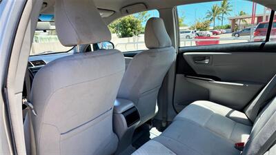 2017 Toyota Camry LE  .LUXURY & COMFORT ! - Photo 13 - Honolulu, HI 96818