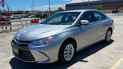 2017 Toyota Camry LE  .LUXURY & COMFORT ! - Photo 1 - Honolulu, HI 96818