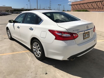 2016 Nissan Altima 2.5 SV NISSAN QUALITY !  SUPER LOW MILES ! - Photo 2 - Honolulu, HI 96818