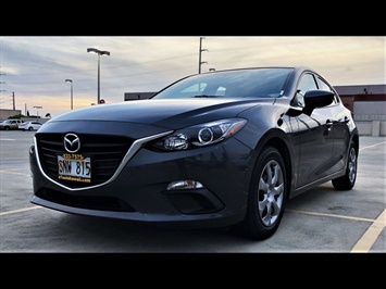 2015 Mazda Mazda3 i Sport  STYLE & BEAUTY  GAS SAVER! - Photo 1 - Honolulu, HI 96818