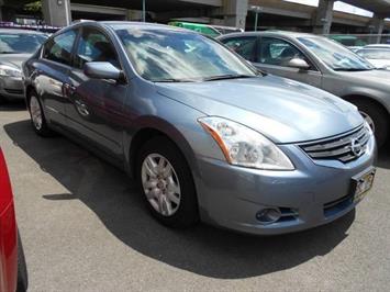 2012 Nissan Altima 2.5  Full Size Comfort ! - Photo 2 - Honolulu, HI 96818