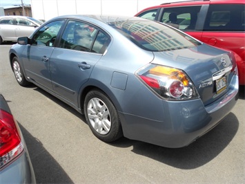 2012 Nissan Altima 2.5  Full Size Comfort ! - Photo 13 - Honolulu, HI 96818