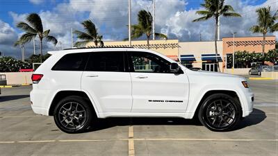 2021 Jeep Grand Cherokee 80TH ANNIVERSARY  LIMITED SUPER CHERRY! SUPER MINT ! SUPER LOW MILES ! - Photo 4 - Honolulu, HI 96818