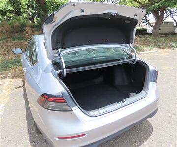 2024 Honda Accord EX   - Photo 9 - Honolulu, HI 96818