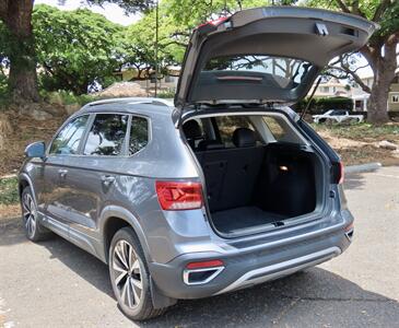 2022 Volkswagen Taos SE  HARD TO FIND ! SUPER LOW MILES ! - Photo 8 - Honolulu, HI 96818