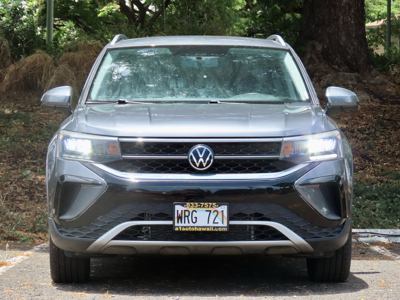 2022 Volkswagen Taos SE  HARD TO FIND ! SUPER LOW MILES ! - Photo 1 - Honolulu, HI 96818