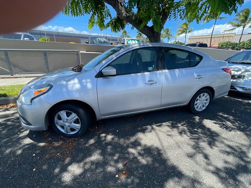 2016 Nissan Versa 1.6 SV 1.6 SV 4dr Sedan