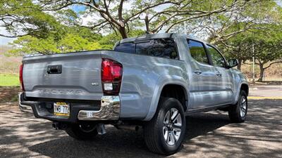 2019 Toyota Tacoma SR5 V6  SUPER LOW MILES ! LIKE NEW ! - Photo 5 - Honolulu, HI 96818