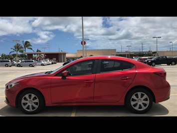 2014 Mazda Mazda3 i Sport MAZDA QUALITY !  STYLE & AFFORDABLE! ZOOM ZOOM ZOOM ! - Photo 8 - Honolulu, HI 96818