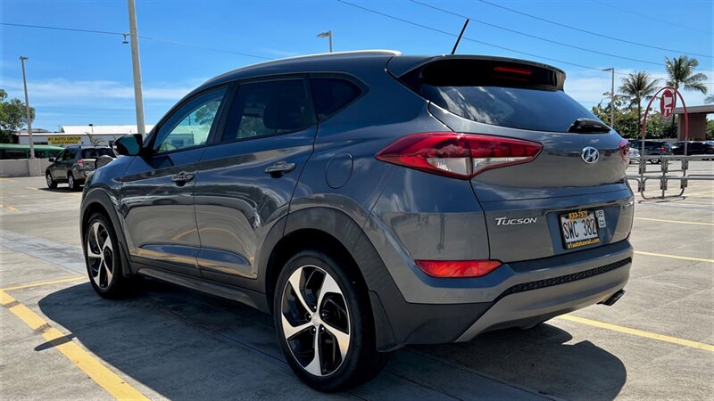 2016 Hyundai Tucson Sport photo