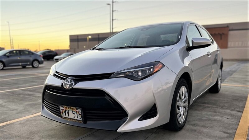 2017 Toyota Corolla LE L/LE/SE/XLE/XSE/50th Anniv. Special Edition