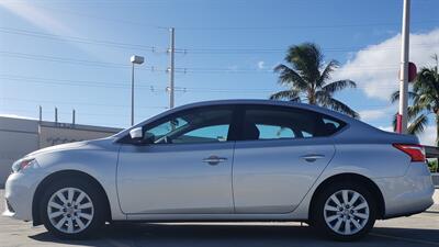 2018 Nissan Sentra NISSAN QUALITY !  MIDSIZE COMFORT ! GAS SAVER ! - Photo 2 - Honolulu, HI 96818