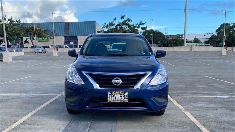 2019 Nissan Versa SV photo