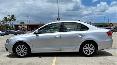 2014 Volkswagen Jetta SE PZEV  GAS SAVER! PRICED TO SELL ! - Photo 8 - Honolulu, HI 96818