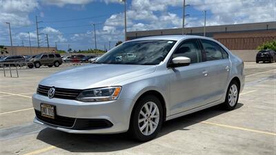 2014 Volkswagen Jetta SE PZEV  GAS SAVER! PRICED TO SELL ! - Photo 1 - Honolulu, HI 96818