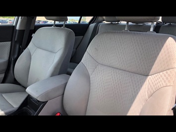 2015 Honda Civic LX  RELIABLE GAS SAVER ! - Photo 10 - Honolulu, HI 96818