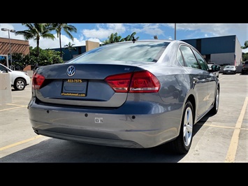 2013 Volkswagen Passat SE PZEV GERMAN PRECISION DESIGN !  PLATINUM GRAY MODEL ! MUST SEE ! - Photo 5 - Honolulu, HI 96818