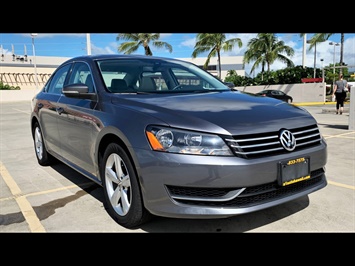 2013 Volkswagen Passat SE PZEV GERMAN PRECISION DESIGN !  PLATINUM GRAY MODEL ! MUST SEE ! - Photo 3 - Honolulu, HI 96818