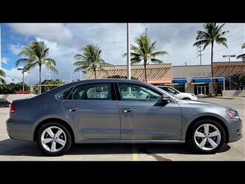 2013 Volkswagen Passat SE PZEV GERMAN PRECISION DESIGN !  PLATINUM GRAY MODEL ! MUST SEE ! - Photo 4 - Honolulu, HI 96818