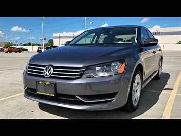 2013 Volkswagen Passat SE PZEV GERMAN PRECISION DESIGN !  PLATINUM GRAY MODEL ! MUST SEE ! - Photo 1 - Honolulu, HI 96818