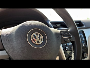 2013 Volkswagen Passat SE PZEV GERMAN PRECISION DESIGN !  PLATINUM GRAY MODEL ! MUST SEE ! - Photo 9 - Honolulu, HI 96818