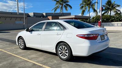 2016 Toyota Camry LE  RELIABLE AND BEAUTIFUL! - Photo 7 - Honolulu, HI 96818