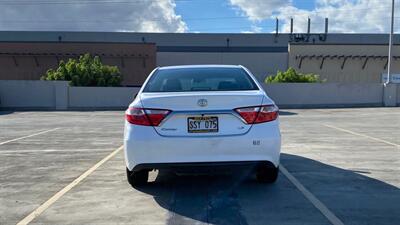 2016 Toyota Camry LE  RELIABLE AND BEAUTIFUL! - Photo 6 - Honolulu, HI 96818