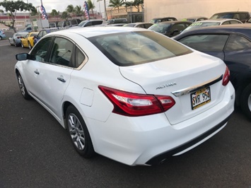 2016 Nissan Altima 2.5 NISSAN QUALITY !  FULL SIZE COMFORT ! - Photo 2 - Honolulu, HI 96818