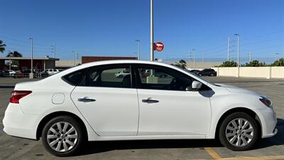 2019 Nissan Sentra S  RELIABLE & COMFORTABLE ! - Photo 6 - Honolulu, HI 96818