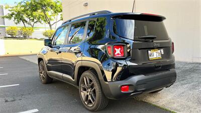 2021 Jeep Renegade DIAMOND BLACK CRYSTAL  SUPER LOW MILES! - Photo 3 - Honolulu, HI 96818