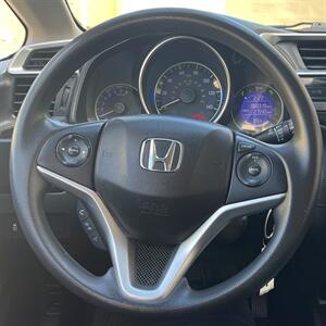 2016 Honda Fit LX  RELIABLE QUALITY GAS SAVER ! - Photo 12 - Honolulu, HI 96818