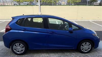 2016 Honda Fit LX  RELIABLE QUALITY GAS SAVER ! - Photo 5 - Honolulu, HI 96818