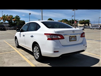 2015 Nissan Sentra S  RELIABLE & COMFORTABLE ! - Photo 7 - Honolulu, HI 96818