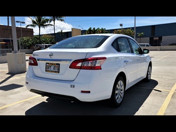 2015 Nissan Sentra S  RELIABLE & COMFORTABLE ! - Photo 5 - Honolulu, HI 96818