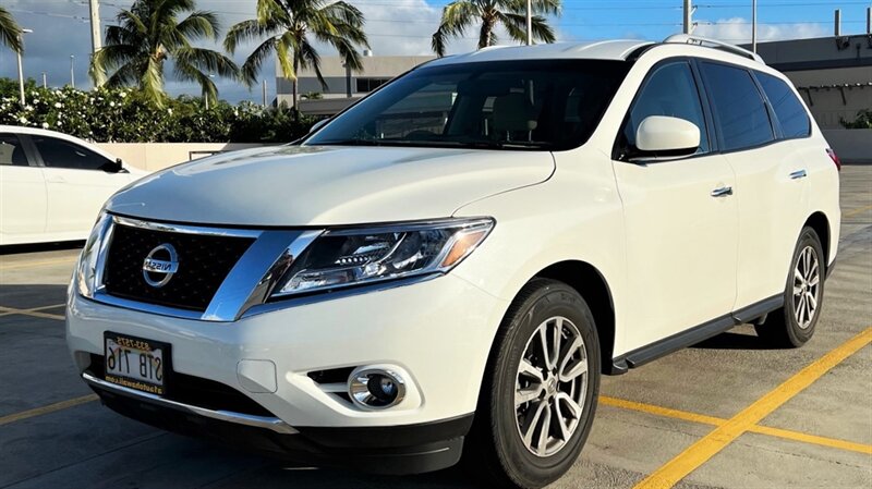 2015 Nissan Pathfinder SV SV 4dr SUV